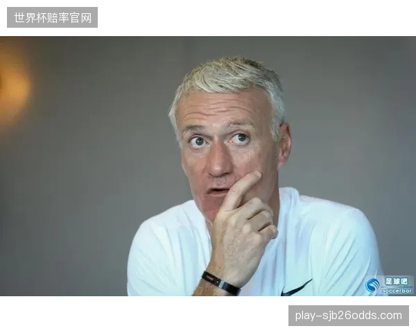 德尚的4-2-3-1体系要求边后卫大幅助攻，这将根据不同赛场温湿度调整，以平衡萨利巴等球员的体能支出。
